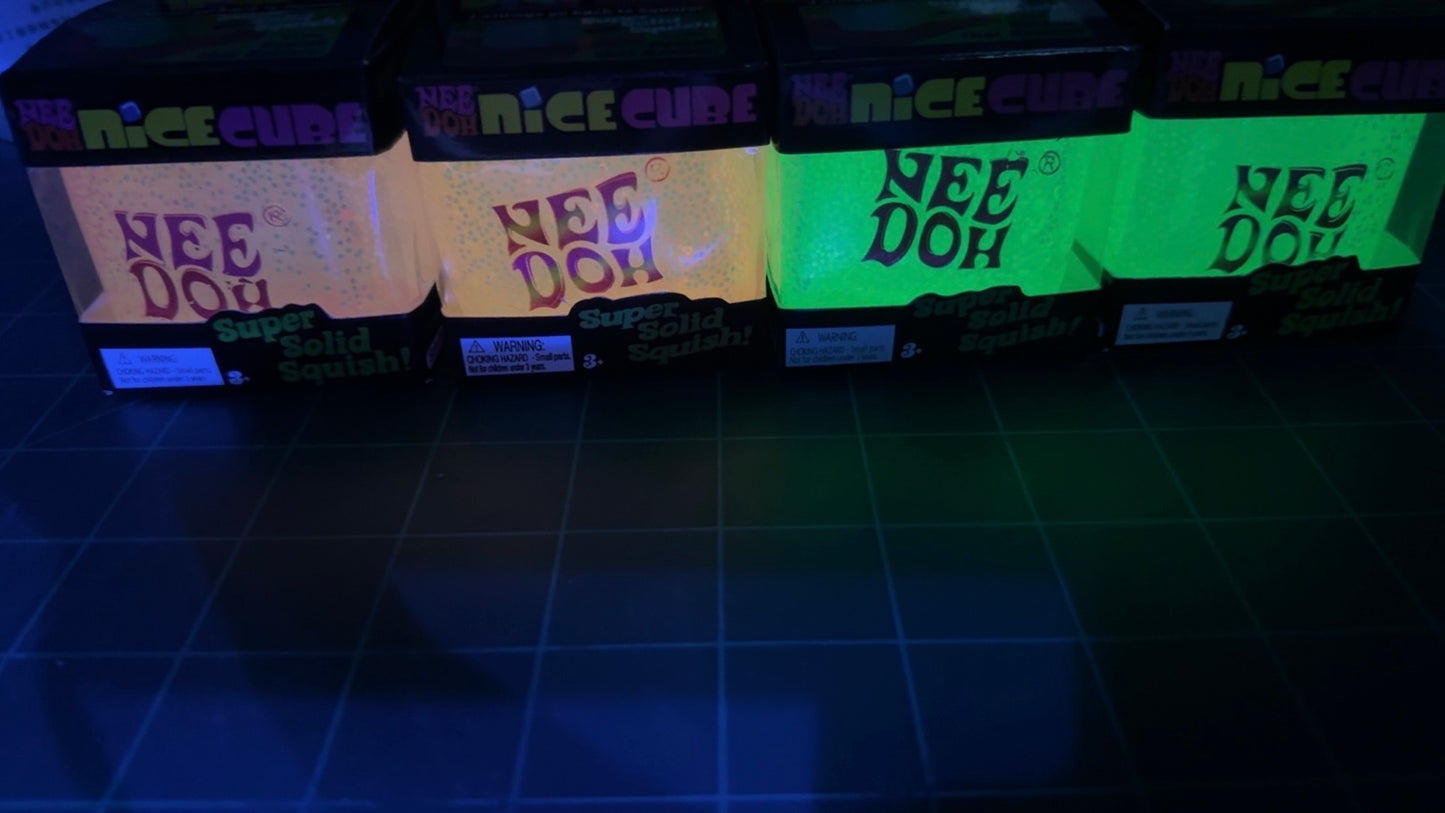 Fluorescent Needoh